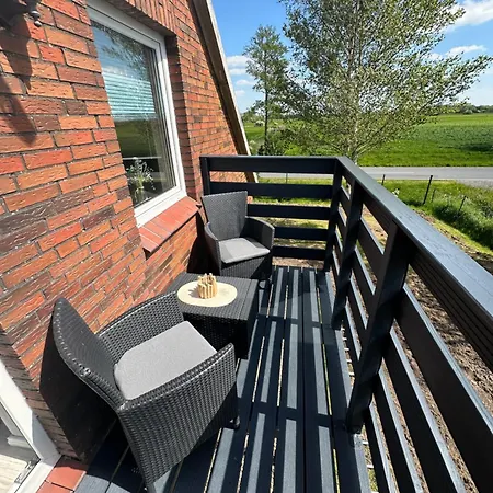 Rosenhaus - Backbord