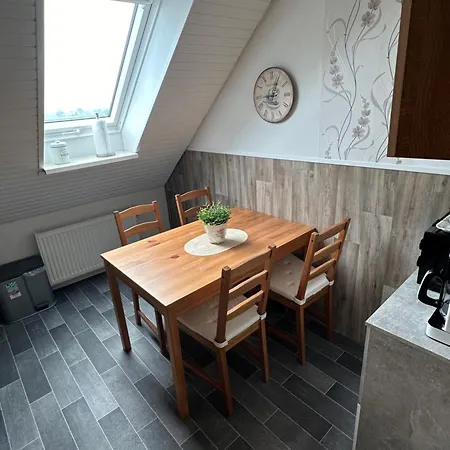 Apartment Rosenhaus - Backbord