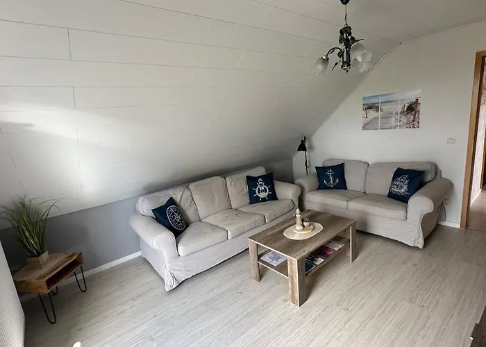 Rosenhaus - Backbord Apartman Esens